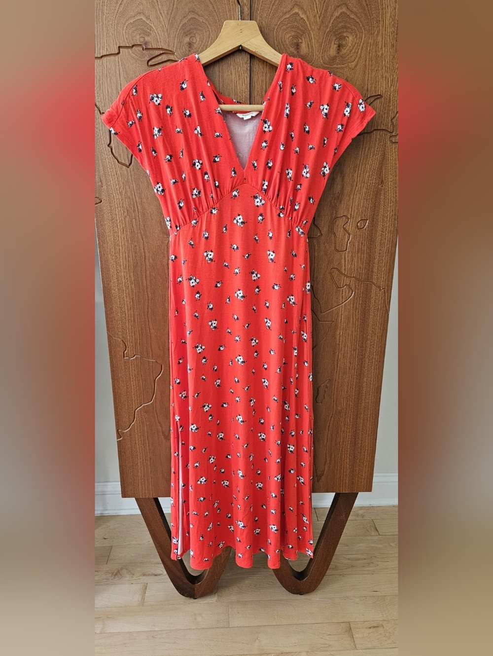 Springfield Red Floral V-Neck Maxi Dress